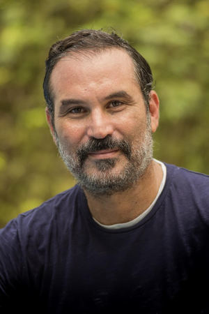 El escritor Miguel Yarull, una de las voces más sólidas de la literatura dominicana contemporánea.