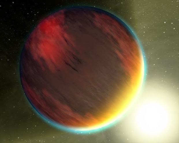 Fotografía cedida por la NASA en la que se reproduce una ilustración del exoplaneta identificado como 'HD 209458b', un gigantesco cuerpo gaseoso más grande que Júpiter que orbita a 150 años luz, en la constelación de Pegaso. 