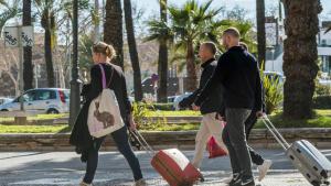 Plataformas turísticas ponen un tope de 120 días de alquileres en Francia