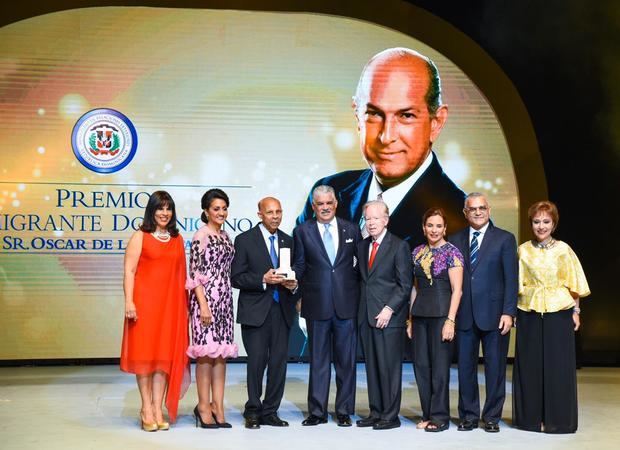 Carlos Dante Heredia , prominente médico dominicano ganador Premio Oscar de la Renta.