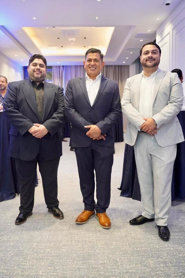 José Salazar, Luis González y Fernando Castillo Vásquez.