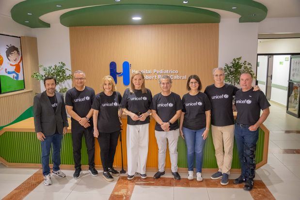 Santiago García, Álvaro Peña, Susana Brugal, Jatnna Tavárez, Carlos Carrera, Mercedes Ramos, René Grullón y Felipe Pagés.