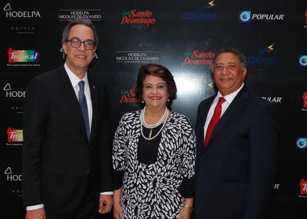 Josè Mármot, Veronica Sención y José Miguel Gómez-.