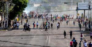 Miles de nicaragüenses siguen en las calles para protestar contra el gobierno