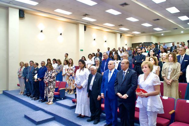 Presentan “La que eligió su pueblo”, un homenaje al centenario de la coronación de la Virgen de la Altagracia