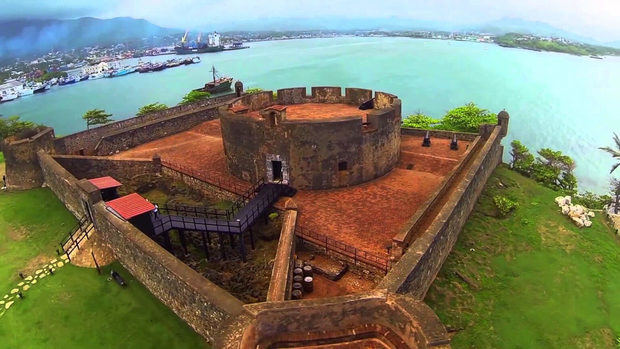 Puerto Plata vista aérea Fortaleza San Felipe.