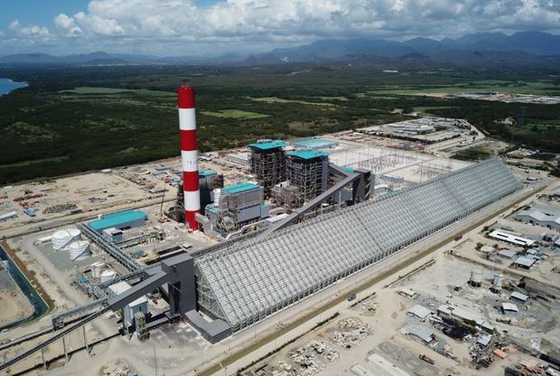 El presiente Medina inaugurará el miércoles la termoeléctrica Punta Catalina.