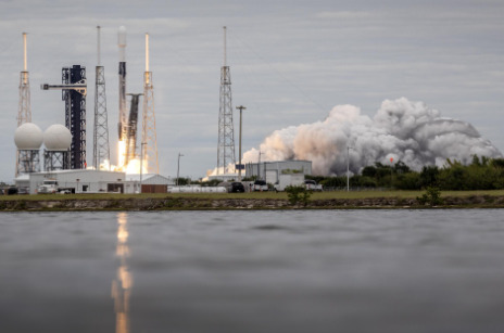Corea del Sur pone en órbita su cuarto satélite espía.