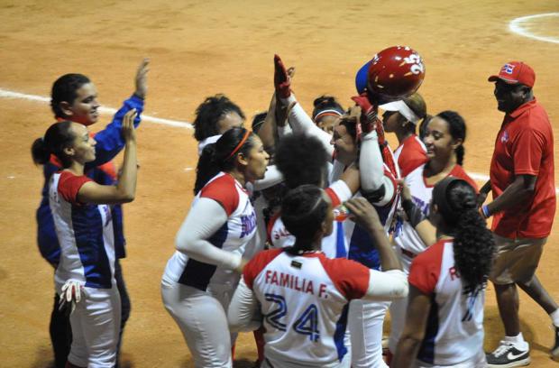 RD avanzó a segunda ronda en Panam Softbol Femenino