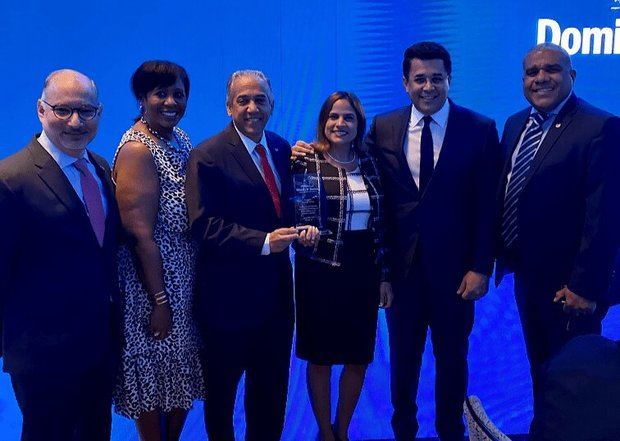 American Airlines recibe reconocimiento por su liderazgo y excelencia en la promoción de República Dominicana como destino