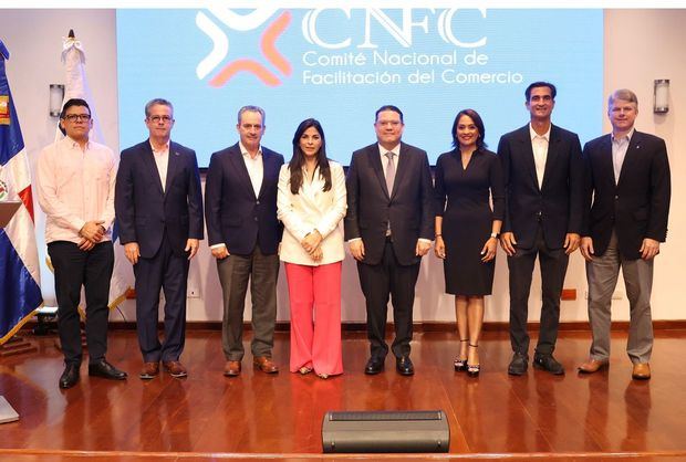 Mario Chong, José Manuel Torres, William Mal, Lucía Zorrilla, Alexander Schad y Jack Rannik