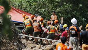 Unas 30 personas atrapadas en edificio en Filipinas tras paso de tifón Yutu
