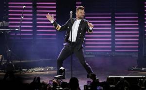 Ricky Martin revoluciona el Marenostrum con sus movimientos de cadera