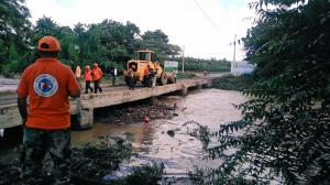 Comunitarios de Valverde piden al gobierno construcción de infraestructura indispensable