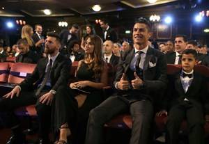 Cristiano Ronaldo nombrado por la FIFA como mejor futbolista del año
