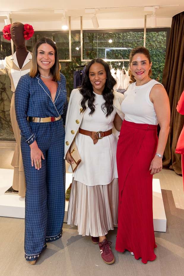 Rosa Lia Mejia, Airam Toribio y Nannette Camarena.