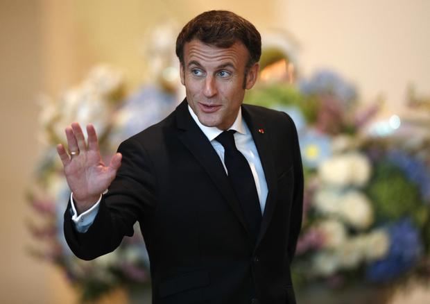 EE.UU. defiende de las críticas su plan económico antes de la visita de Macron