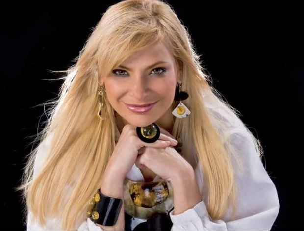 Sabrina Brugal Tillán, periodista y productora del programa Sabrina en Fin de Semana.