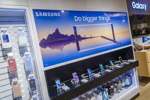 Samsung abre nueva tienda en Ágora Mall