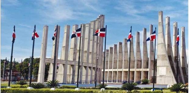 Monumento a la Constitución en San Cristóbal.