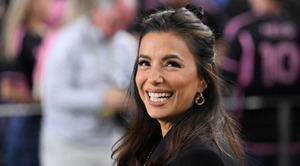 La actriz Eva Longoria, premio Platino de Honor 2025