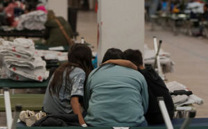 Rechazan proyecto de ley de Florida que debilita la protección de niños migrantes abusados
