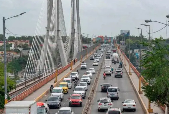 Los vehículos pesados no podrán utilizar el puente de la '17' a partir del jueves próximo.