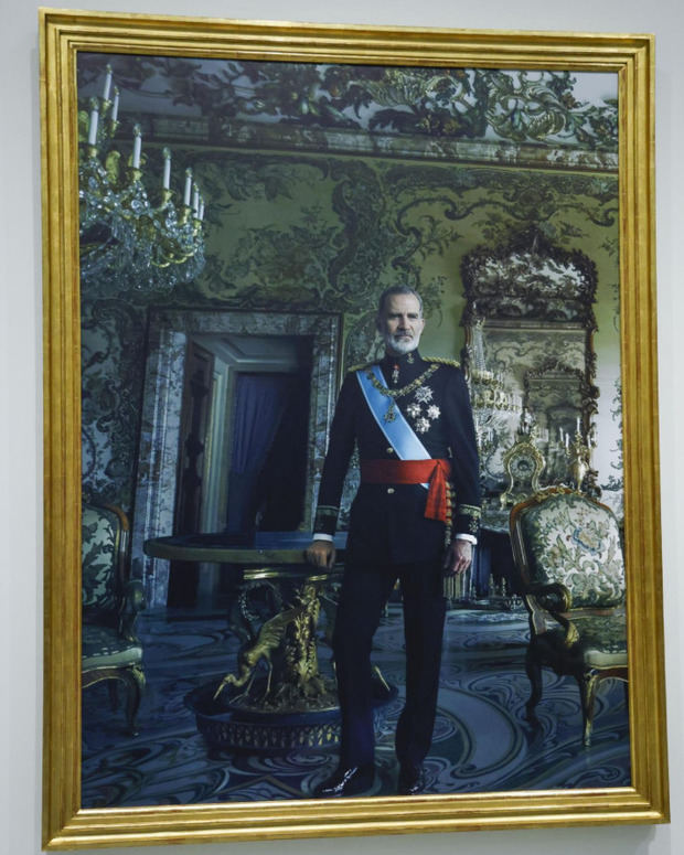 Felipe VI y Letizia, con vestido de Balenciaga, vistos por la fotógrafa Annie Leibovitz