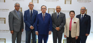 José M. Taveras Lay, Arturo Matínez Moya, Héctor Valdez Albizu, Ervin Novas Bello, Julio Llibre, José Alcántara Almánzar.