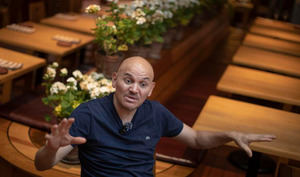 El chef mexicano Lalo García, de migrante 2 veces deportado a ganar una estrella Michelin