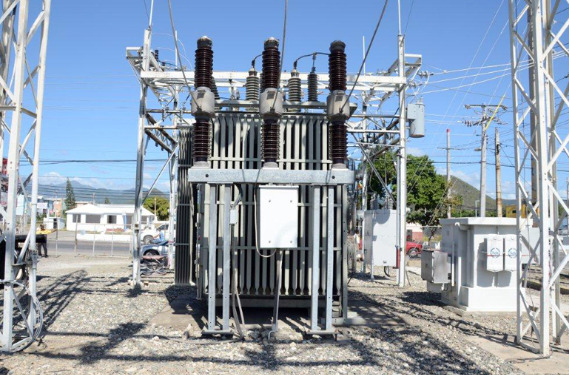 La salida de plantas de AES provoca un déficit en distribuidoras de electricidad