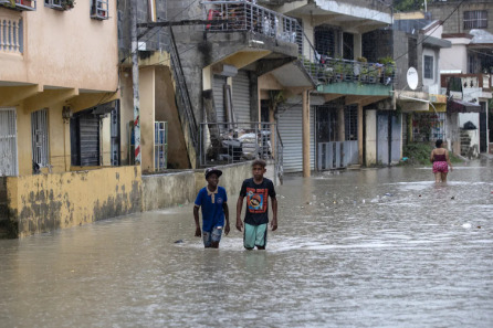 Melissa deja un muerto, fuertes inundaciones y daños en la República Dominicana