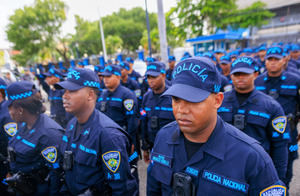 Gobierno dominicano anuncia doble presencia policial en Navidad y Año Nuevo