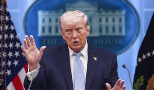 Presidente Donald Trump lanza advertencias sobre aranceles a vendedores de armas a Irán