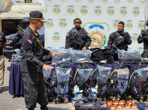 DNCD recibe equipos de detección de drogas para mejorar la identificación de sustancias ilícitas