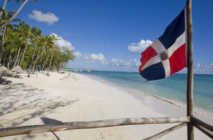 República Dominicana se beneficia del deterioro turístico de sus competidores en el Caribe