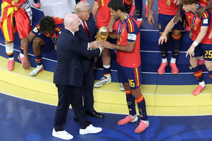 Trump e Infantino entregan la Copa Mundial 2026 a una España extasiada en Nueva York.