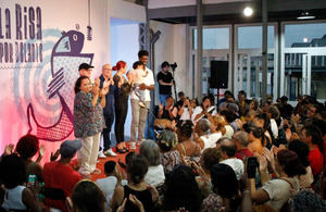 Comedia contra la crisis en Cuba: "Nos reímos hasta de las cosas que nos están pasando"