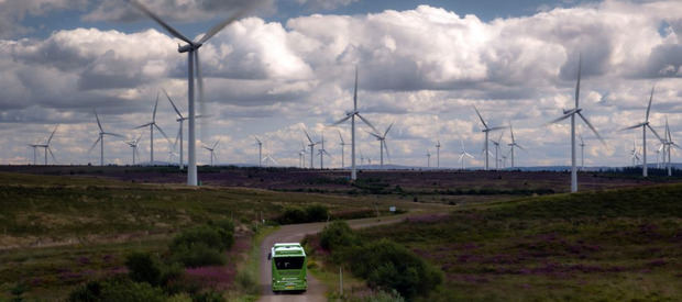 La electricidad generada por los parques eólicos reduce la dependencia del carbón.