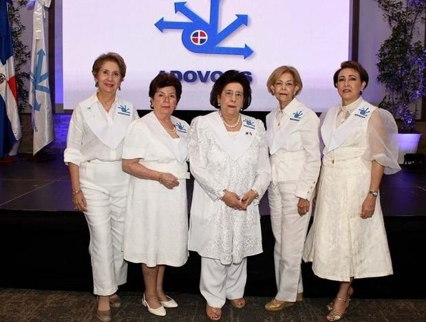 Adovohs celebra 52 años de solidaridad en Santo Domingo.