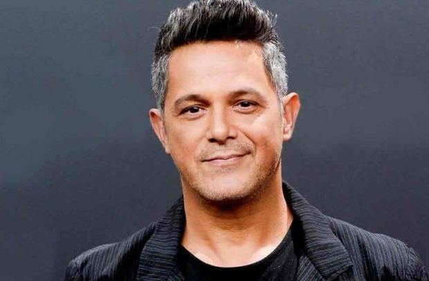 Latin Grammy 2025: Confirmados Sanz, Santana y Rauw Alejandro.