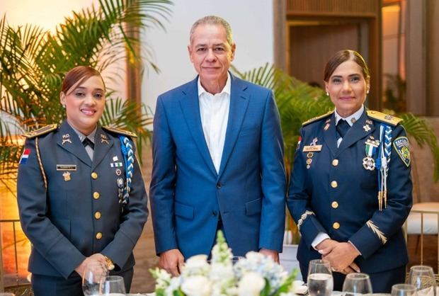 El Arzobispado de Santo Domingo realizó un almuerzo empresarial.