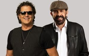 Carlos Vives y Juan Luis Guerra rinden homenaje a García Márquez