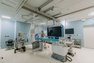 CEMDOE inaugura servicios de hospitalización, UCI y emergencia en nueva etapa hospitalaria