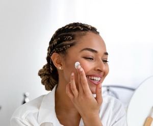 Rutina facial después de los 30: menos productos, más efectividad