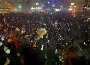 Irán en llamas: el derrumbe económico desata una represión que deja más de 500 muertos