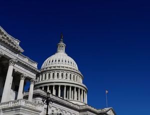 Congreso de EEUU aprueba presupuesto para poner fin al cierre del gobierno