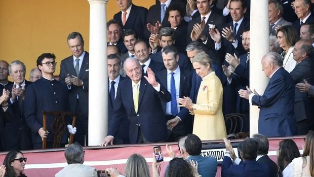El rey Juan Carlos en la plaza de La Maestranza.