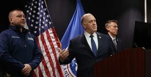 Trump ordena desmantelar operación de ICE en Minnesota