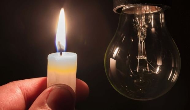 Un apagón que revive viejos fantasmas: la fragilidad del sistema eléctrico dominicano vuelve a quedar expuesta.